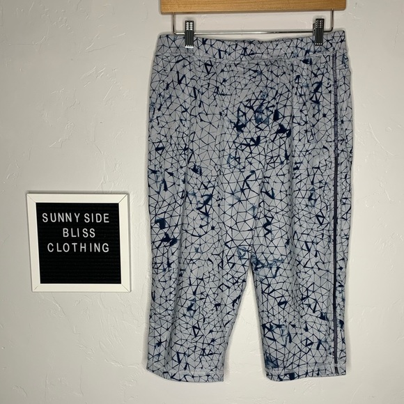 Lululemon Retreat Yogi Crop Star Crush Silver Fox Deep Navy Leggings Size 6 - Picture 1 of 11